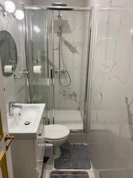 Premium Studio 2 Minutes Walk From Champs-Elysees Paris Exterior photo